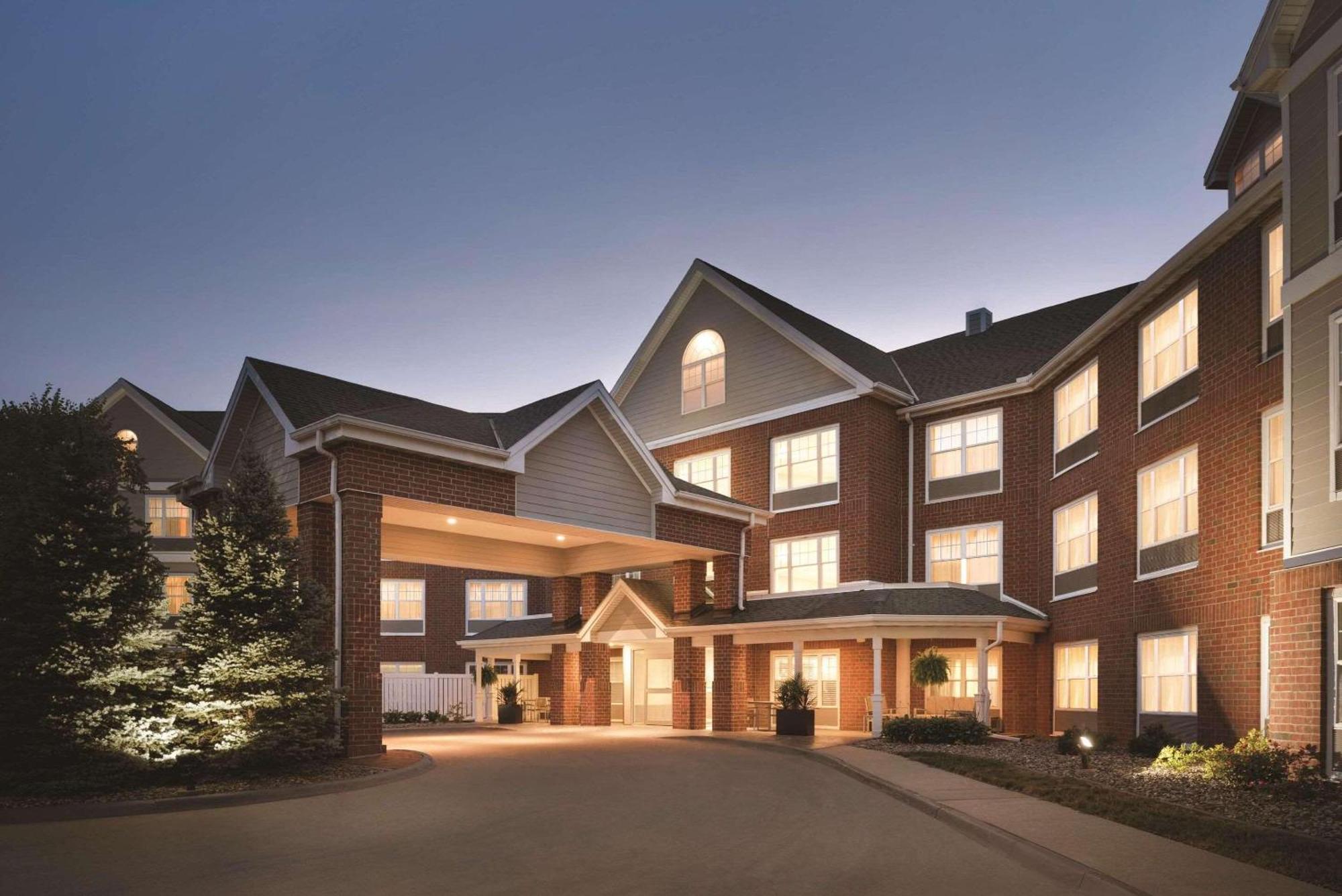Country Inn & Suites By Radisson, Des Moines West, Ia Clive Exteriér fotografie