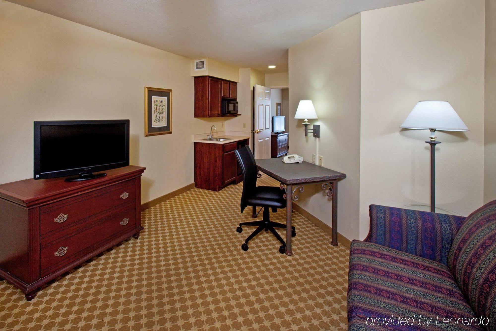Country Inn & Suites By Radisson, Des Moines West, Ia Clive Exteriér fotografie