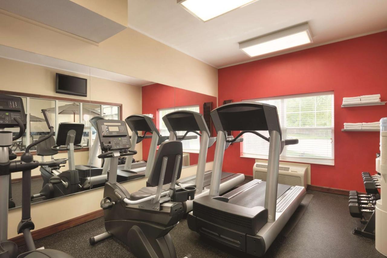 Country Inn & Suites By Radisson, Des Moines West, Ia Clive Exteriér fotografie